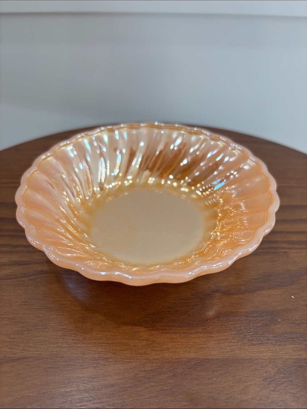 Iridescent Peach Anchor King Glass Serving Bowl